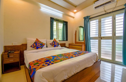 Wagholi Hotel | Fabhotel Galaxy Inn