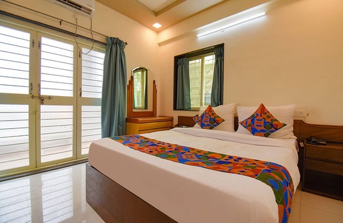 Wagholi Hotel | Fabhotel Galaxy Inn