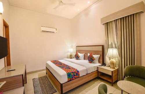 Ludhiana Hotel | FabHotel K9 Imperial