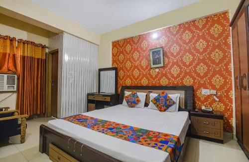 Patna Hotel | FabHotel Maadhavam Residence