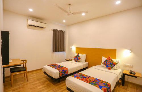 Pashim Vihar Hotel | FabHotel Moro Paschim Vihar