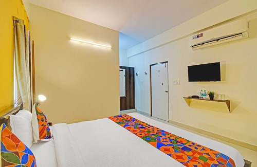 Shamshabad Hotel | FabHotel Namaha Suites
