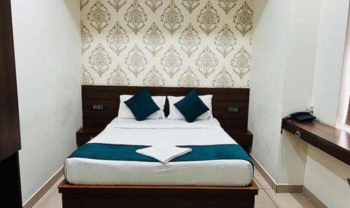 Mysore Hotel | FabHotel NRM Residency