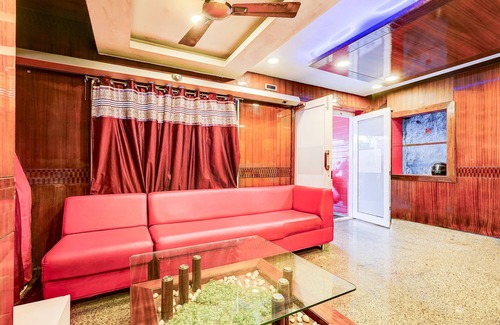 Royapettah Hotel | Fabhotel Olive Residency