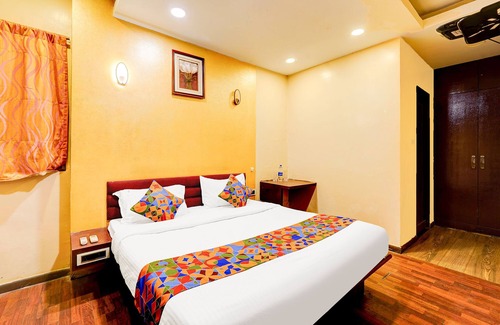 Royapettah Hotel | Fabhotel Olive Residency