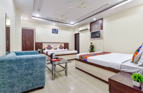 Raja Park Hotel | Fabhotel Pink Palace