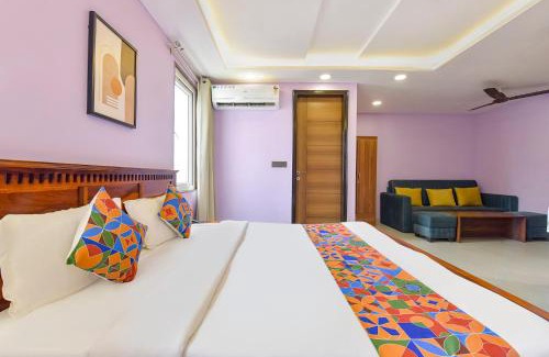 Raja Park Hotel | FabHotel Pink Palace Raja Park