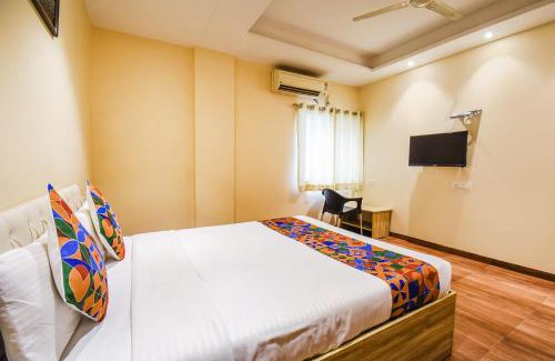 Pimpri - Chinchwad Hotel | FabHotel Seven Seas