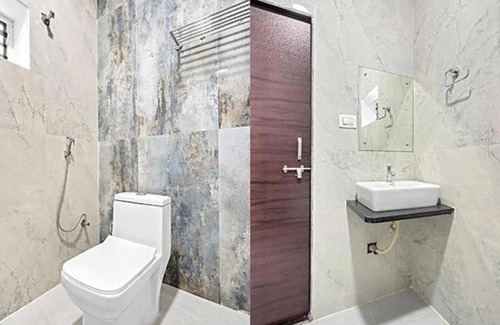 Khammam Hotel | Fabhotel Sky Land