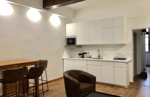 Montpellier City-Centre Apartment | Fabre museum, charming apartment, free parking.!
