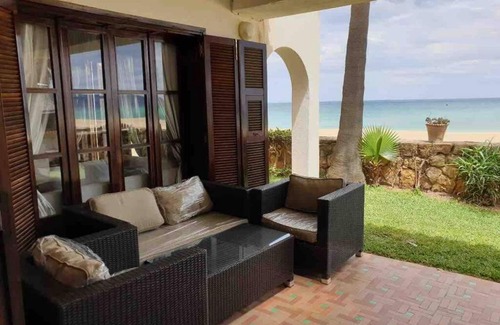 Marina Smir Villa | Fabuleuse Villa pied dans l eau