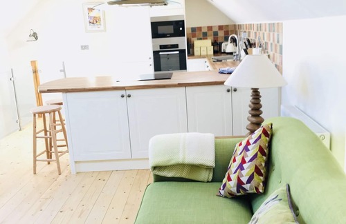 South Molton Cottage | Fabulous 2 bedroom cottage located in a smallholding near Exmoor and beaches