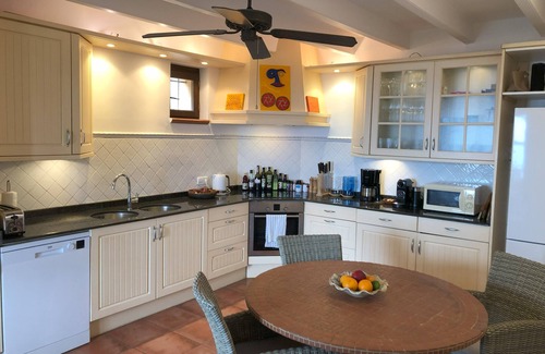 Deia Villa | Fabulous 4-bedroom sea view villa with Pool, AC, WiFi in beautiful Deià