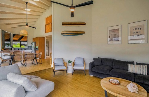 Princeville Condo | Fabulous 5 bedroom for 10 townhome above famous Anini Beach!
