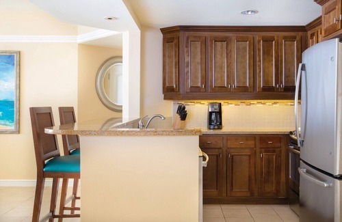 Palm Beach Villa | Fabulous Aruba Marriott Surf Club February 28-March 7, Vacation Villa Sleeps 8