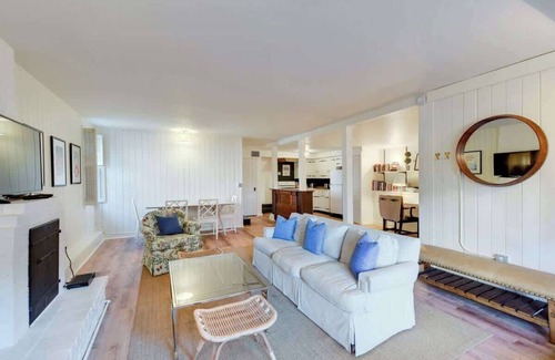 Pacific Heights Apartment | Fabulous Classic Victorian Home in Pacific Heights