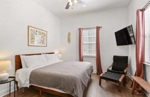Saint Thomas Development Apartment | Fabulous Classy and Comfy 3BD 2BA Home and Parking