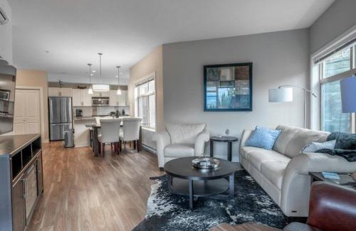 Central Okanagan Apartment | Fabulous Condo at Five Star Resort 209