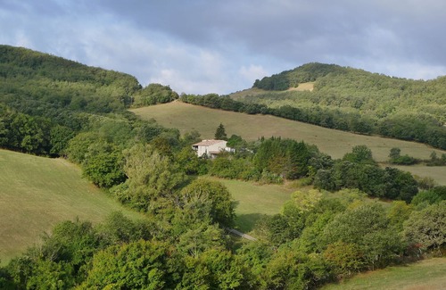 Pomy Other | Fabulous Farmhouse set in stunning countryside in easy reach of all amenities