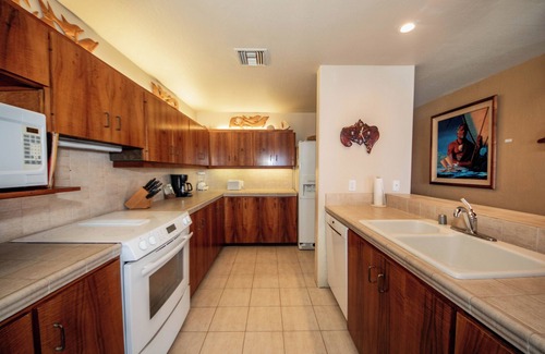 Keauhou Condo | Fabulous Kona oceanfront 5 bedrooms for 12!