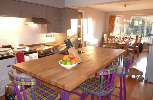 Coylumbridge Villa | Fabulous location, luxury lodge for 8+2 in cots, hot tub, garden, garage, dogs