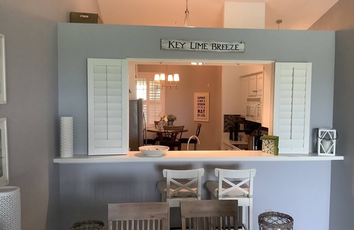 Biggar Condo | Fabulous penthouse condo with golf&lake view, modern furnishings!