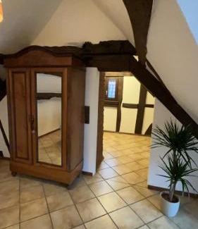 Niedersteinbach Apartment | Fachwerkhaus zum Hirsch