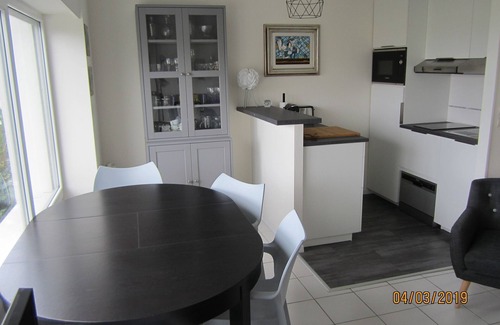Penvenan Apartment | Facing Port Blanc beach, beautiful apartment with garden