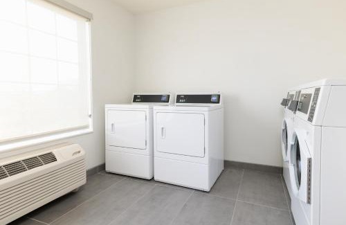 Willowville Hotel | Fairfield Inn and Suites by Marriott Cincinnati Eastgate