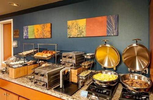 Suwanee Hotel | Fairfield Inn and Suites by Marriott Atlanta Suwanee