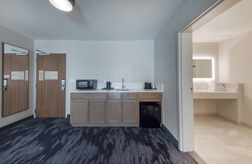 North Belmont Hotel | Fairfield Inn & Suites by Marriott Charlotte Belmont