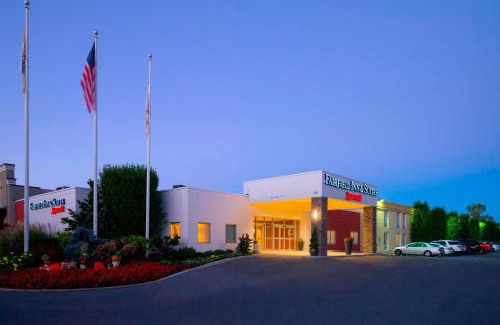 Fort Lee - Paramus Hotel | Fairfield Inn & Suites by Marriott Paramus