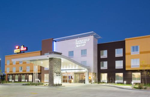 Burlington Hotel | Fairfield Inn & Suites by Marriott Burlington
