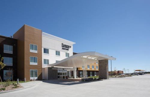 Burlington Hotel | Fairfield Inn & Suites by Marriott Burlington
