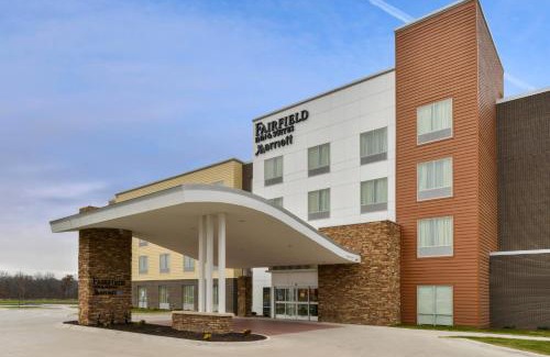 Coralville Hotel | Fairfield Inn & Suites by Marriott Coralville