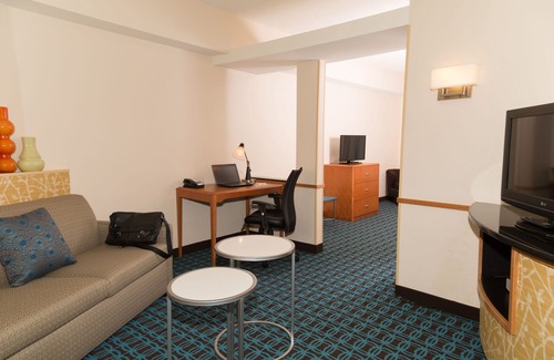 Granville Hotel | Fairfield Inn & Suites by Marriott Morgantown