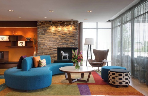 West Dallas Hotel | Fairfield Inn & Suites Dallas West/i-30