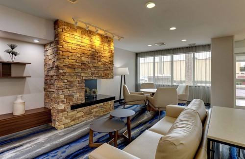 Hutchinson Hotel | Fairfield Inn & Suites Hutchinson