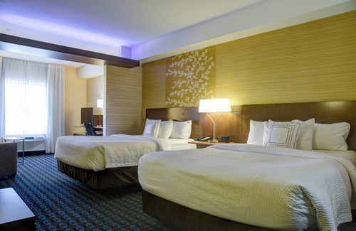 Kutzky Park Hotel | Fairfield Inn & Suites Rochester Mayo Clinic Area/St. Marys