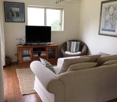 Woodhill House | Fairmont Cottage