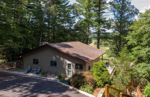 Spruce Pine House | Fairway Gem at Spruce Pine