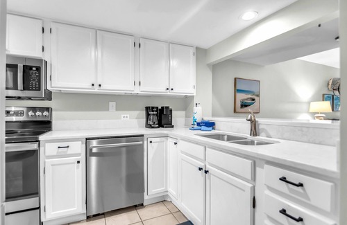 Shipyard Plantation Condo | Fairway View Shipyard Villa | Walk to Beach, Pool & Pet Friendly