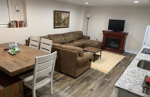 Dawsonville Apartment | Fairy Garden (2 Bedroom Basement Apartment)