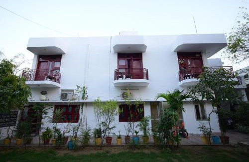 Bharatpur House | Falcon guest house