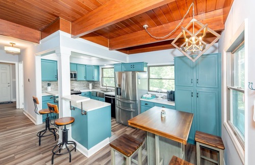 Loudon House | Fall into Savings