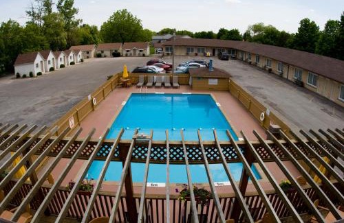 Niagara Falls Hotel | Falls Manor Resort