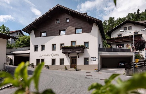 Wenns Cottage | Familienzimmer - Landhaus Gasser