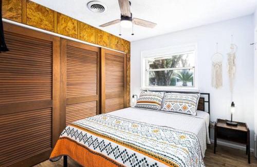 Conway House | Family 3br Orlando Stay Wi-fi Full Kitchen