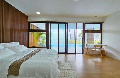 Tabuelan Villa | Family 6 Bedroom House