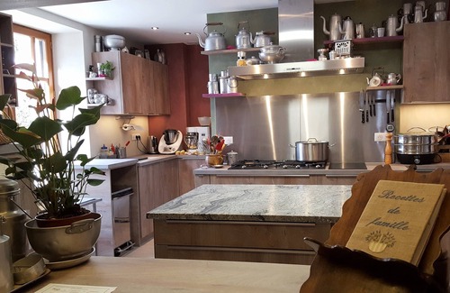 Leoncel House | Family and artist's home. Vercors comfort. Hiking. Snowshoeing